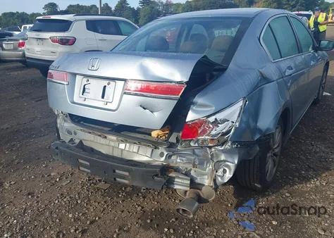 2011 Honda Accord 2.4 Ex из США, поврежденный, VIN 1HGCP2F75BA089152